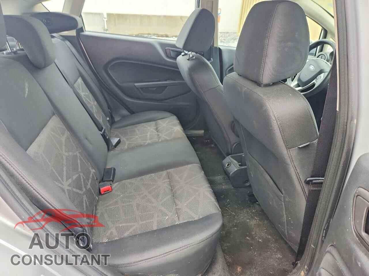 FORD FIESTA 2013 - 3FADP4EJ8DM164384