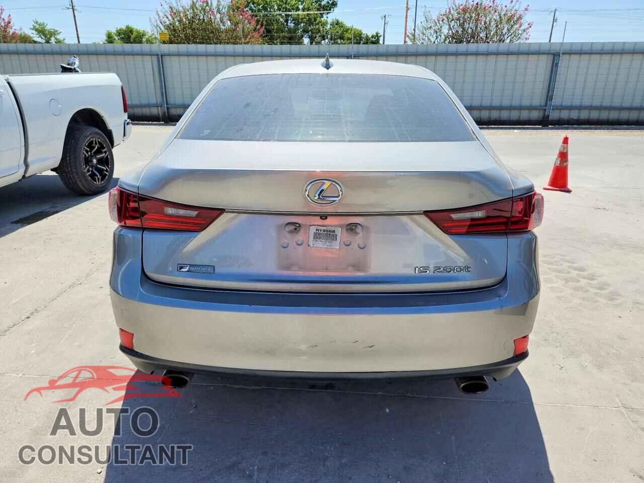 LEXUS IS 2016 - JTHBA1D24G5014454