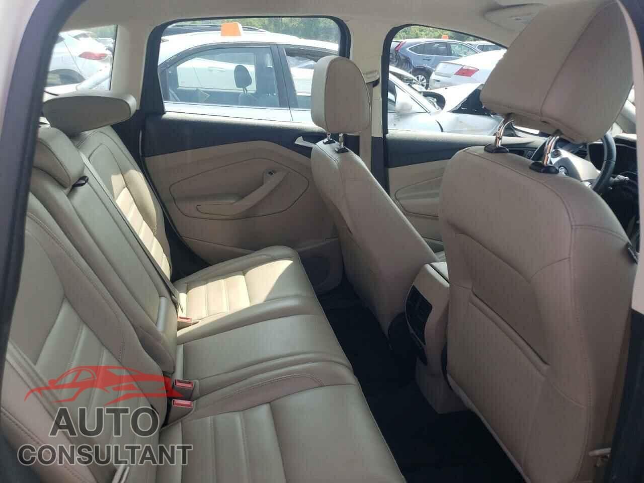 FORD CMAX 2017 - 1FADP5FU3HL105023