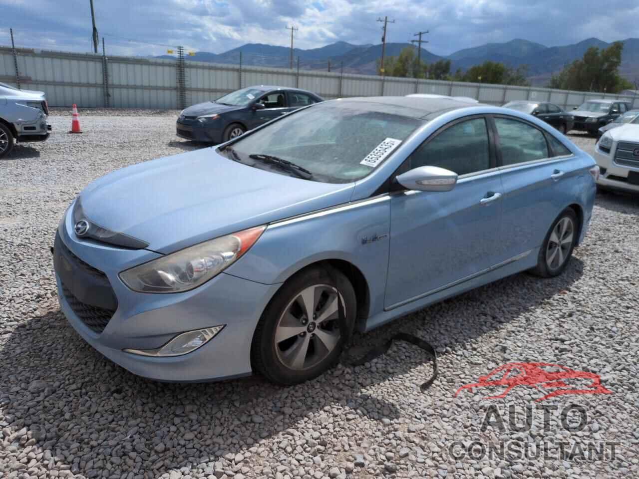 HYUNDAI SONATA 2012 - KMHEC4A41CA040247