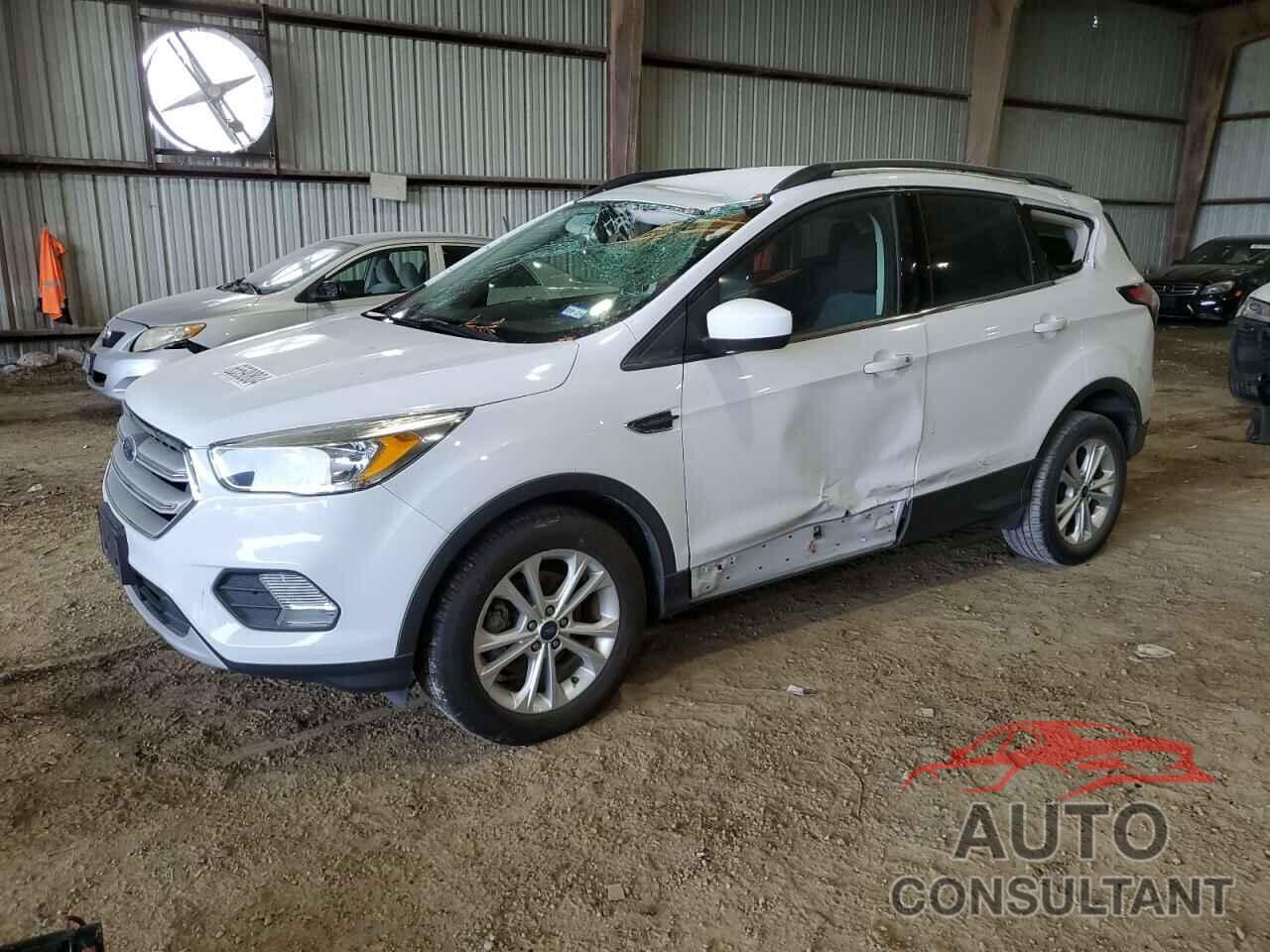 FORD ESCAPE 2018 - 1FMCU0GD8JUB16014