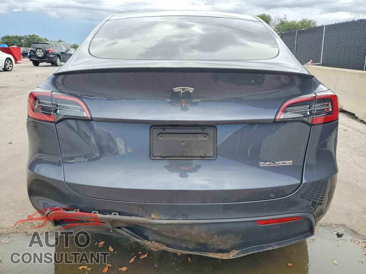 TESLA MODEL Y 2023 - 7SAYGDEF0PF920230