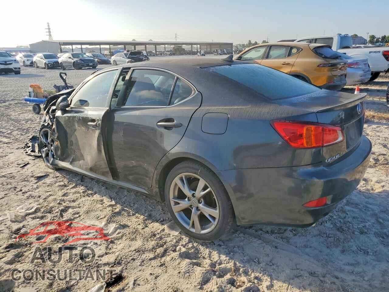 LEXUS IS 2010 - JTHBF5C29A5124076