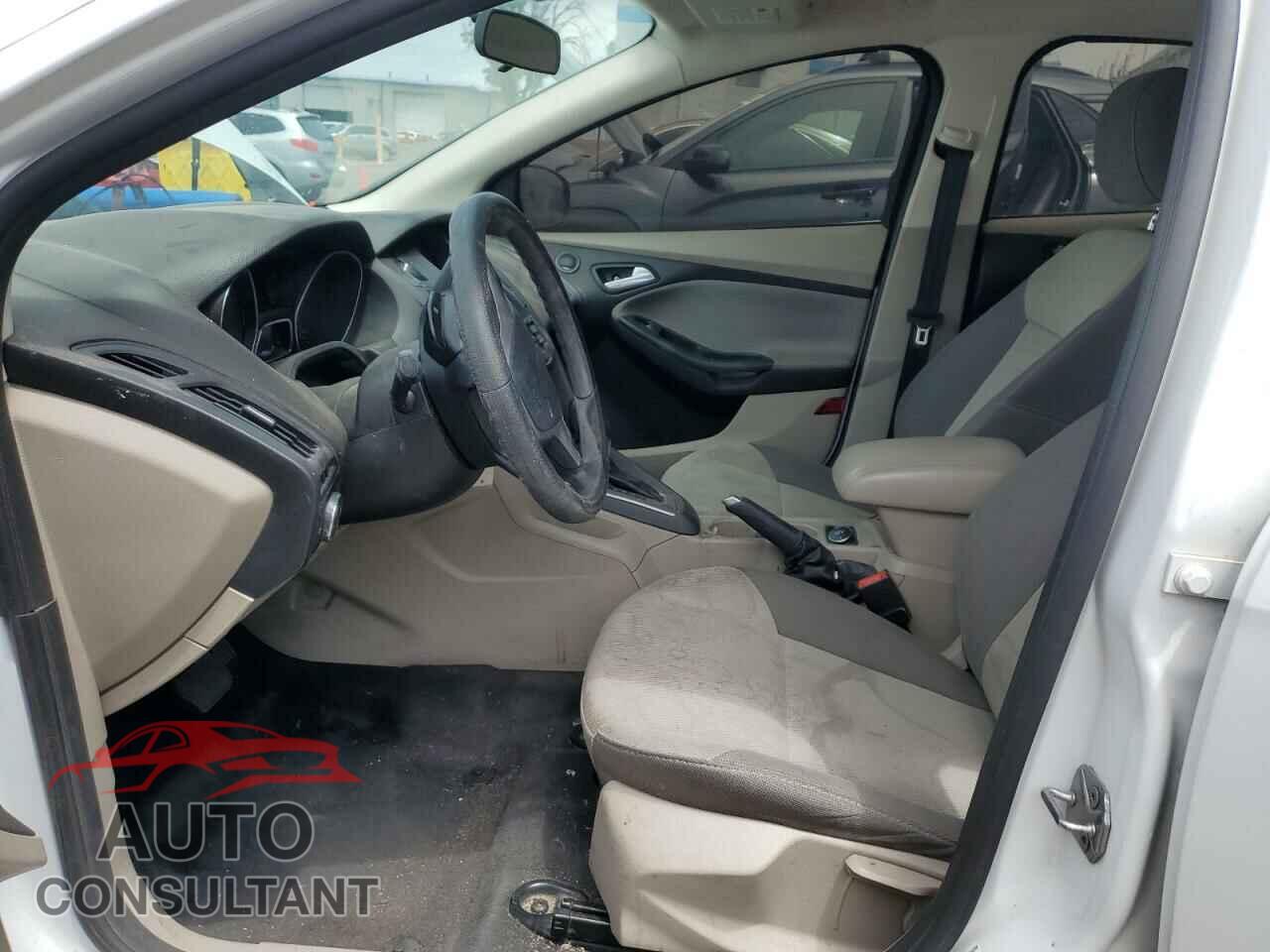 FORD FOCUS 2014 - 1FADP3F29EL349516