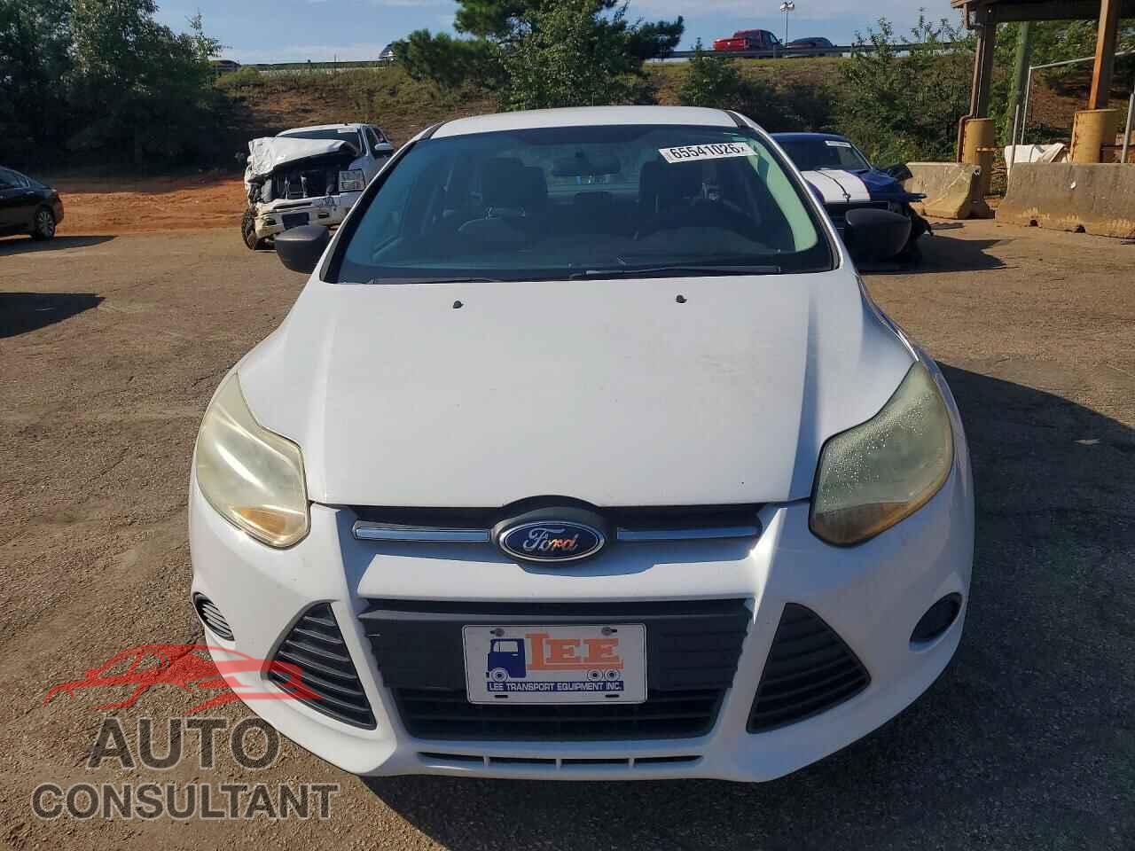 FORD FOCUS 2014 - 1FADP3E26EL272329