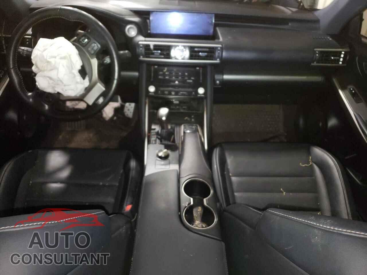 LEXUS IS 2017 - JTHCE1D25H5013176