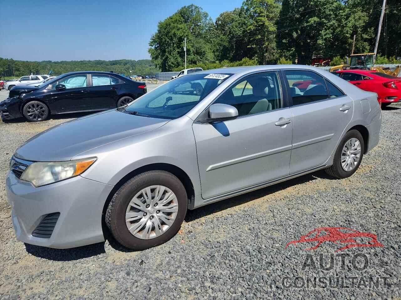 TOYOTA CAMRY 2014 - 4T4BF1FK0ER397457