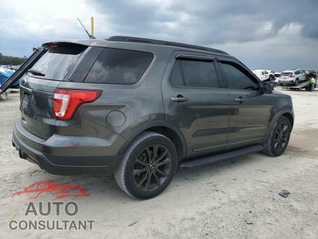 FORD EXPLORER 2018 - 1FM5K7D86JGB27218