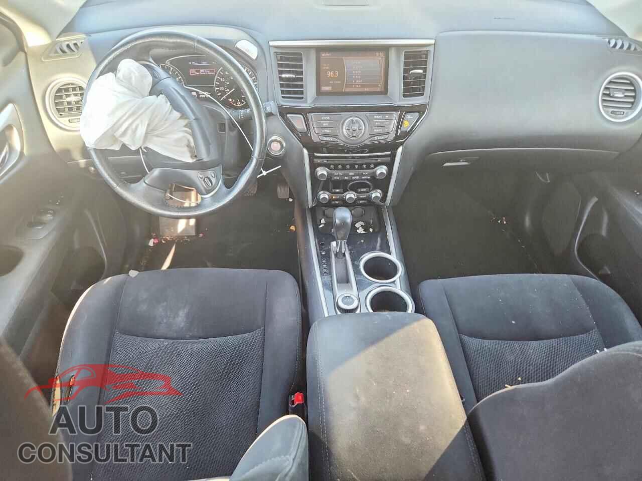 NISSAN PATHFINDER 2013 - 5N1AR2MM4DC662733