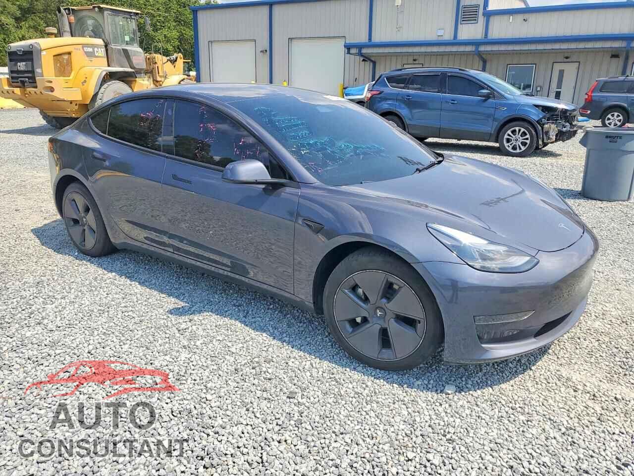 TESLA MODEL 3 2023 - 5YJ3E1EA5PF697652