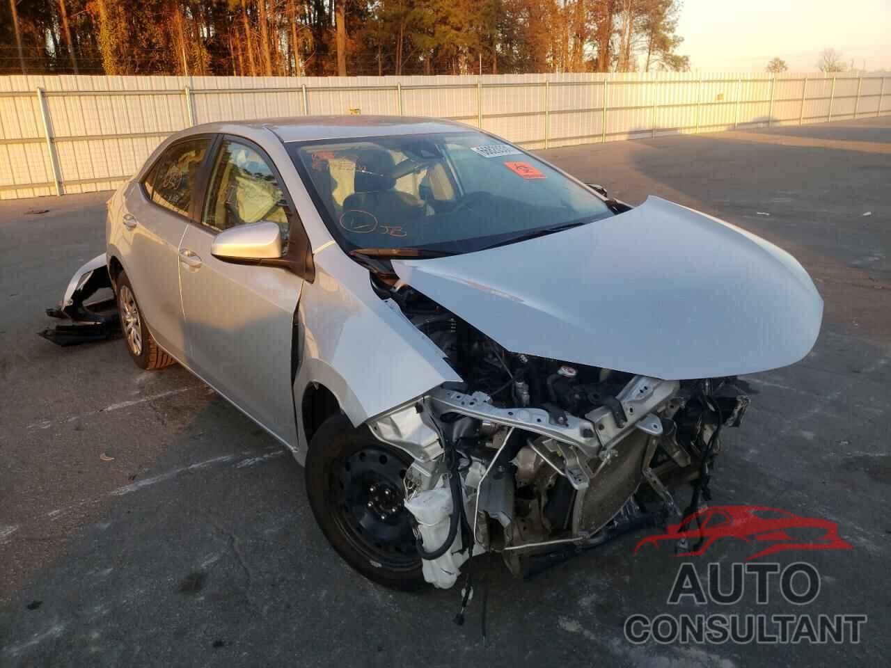 TOYOTA COROLLA 2018 - 5YFBURHE1JP849949
