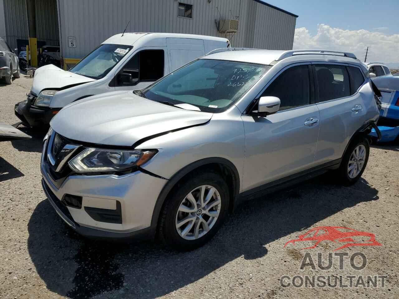 NISSAN ROGUE 2017 - KNMAT2MT6HP611889