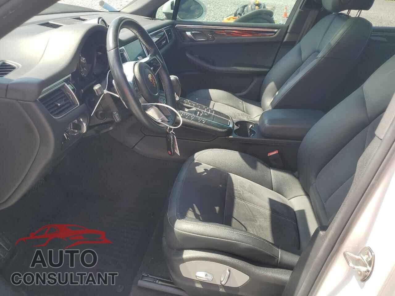 PORSCHE MACAN 2017 - WP1AA2A53HLB82065