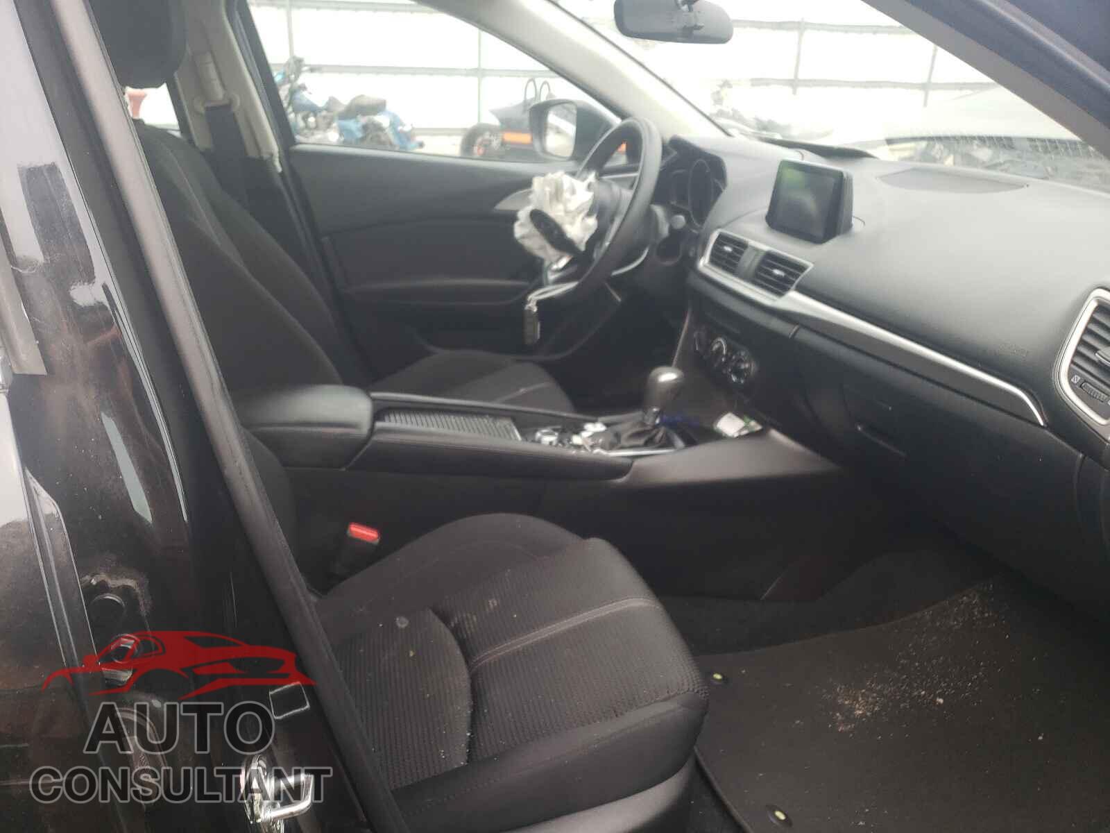 MAZDA 3 2017 - 3MZBN1U71HM109953