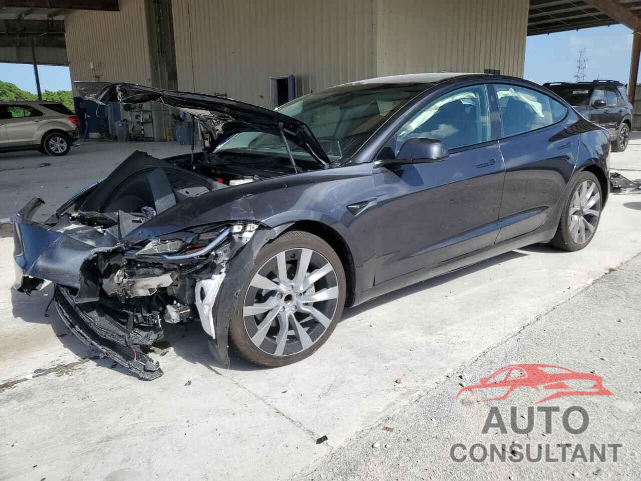 TESLA MODEL 3 2024 - 5YJ3E1EA6RF752340