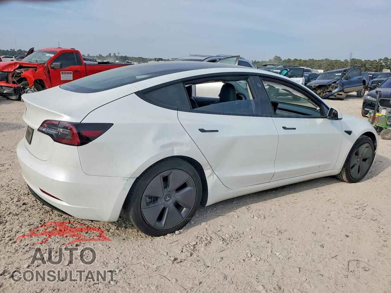 TESLA MODEL 3 2022 - 5YJ3E1EA4NF295912