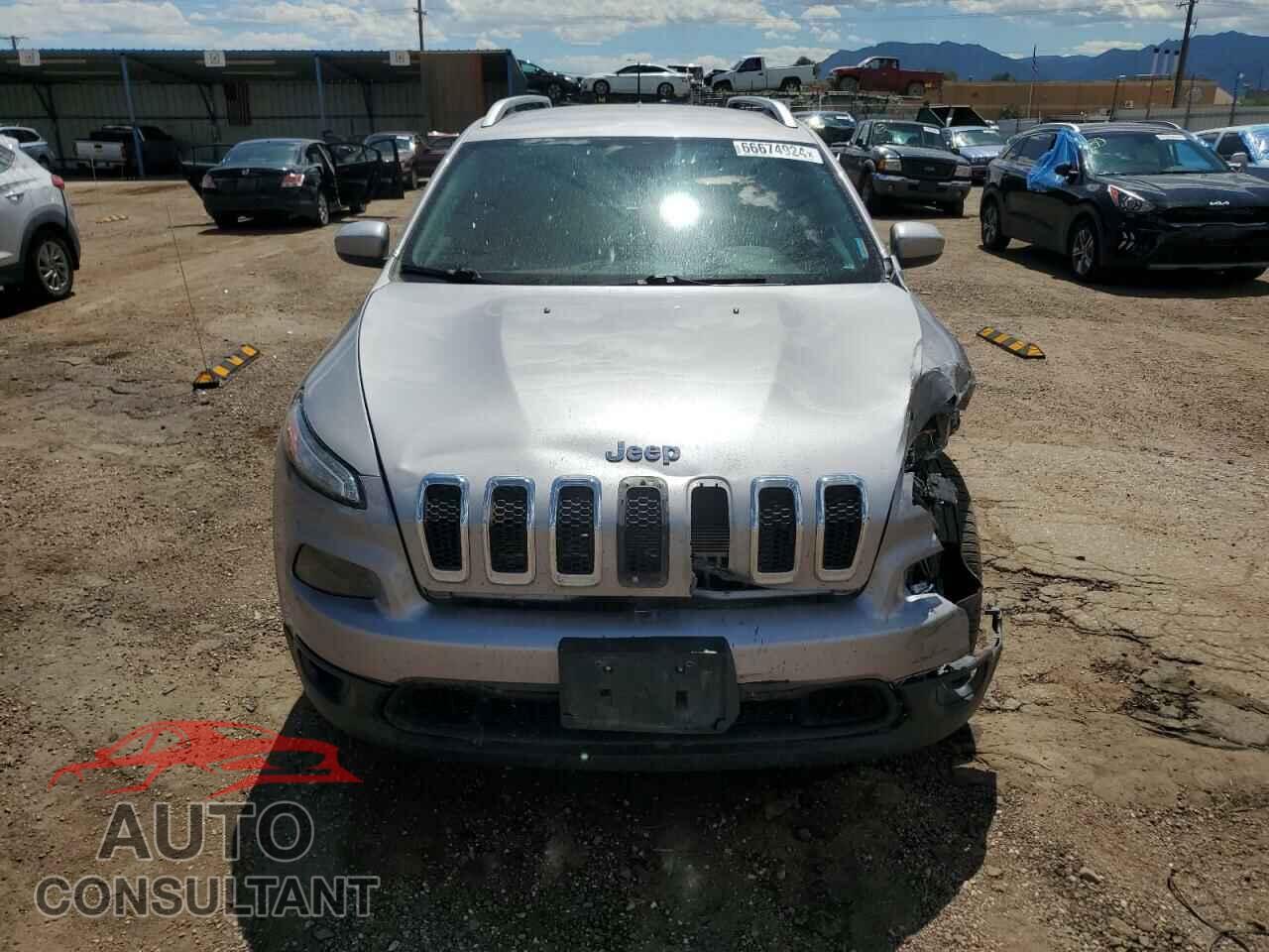 JEEP GRAND CHER 2017 - 1C4PJMCS9HD228583