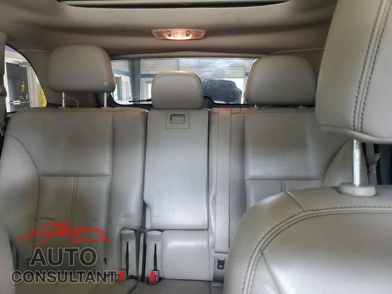 FORD EDGE 2011 - 2FMDK3JC2BBA55620