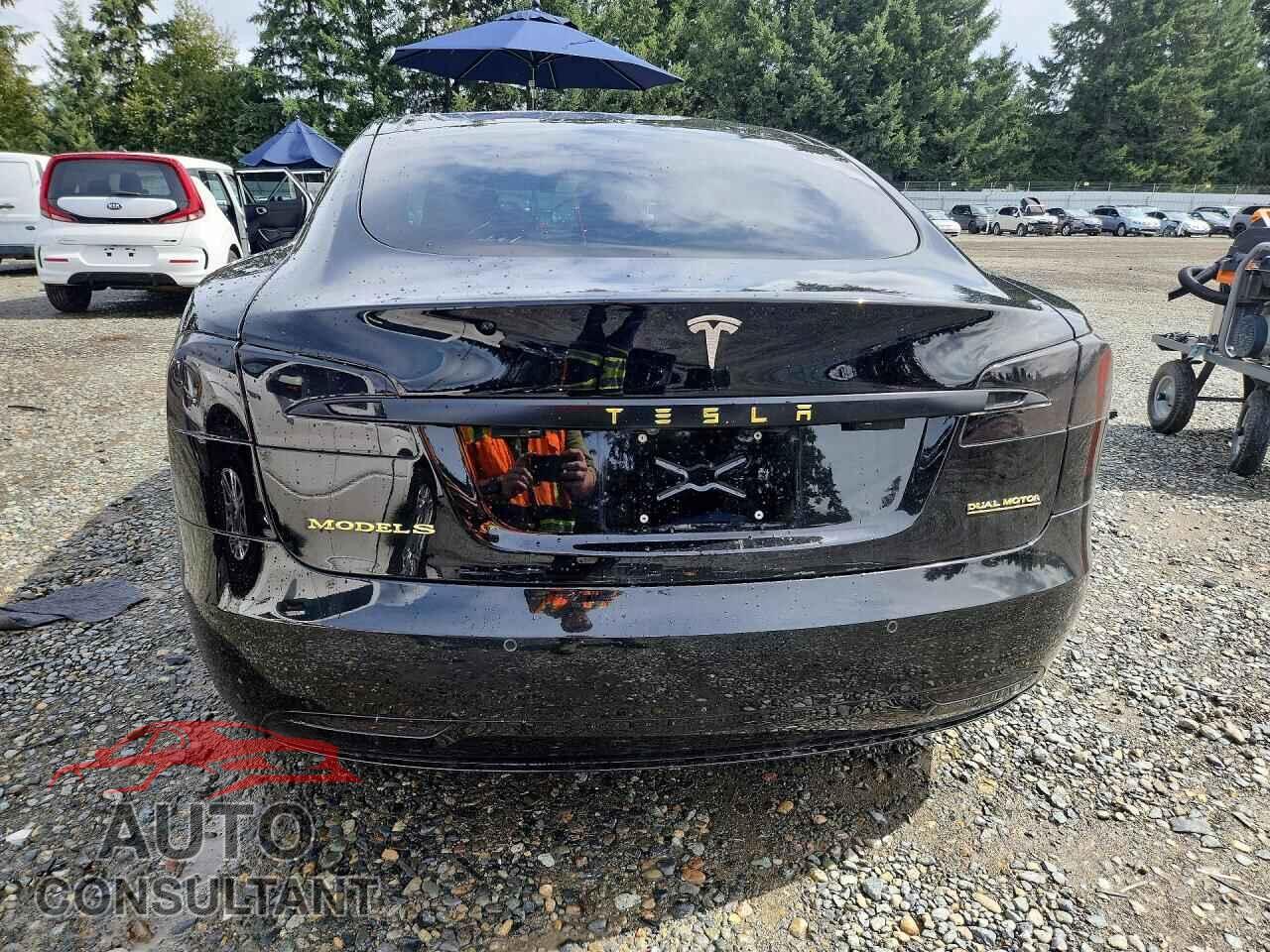 TESLA MODEL S 2017 - 5YJSA1E29HF233328