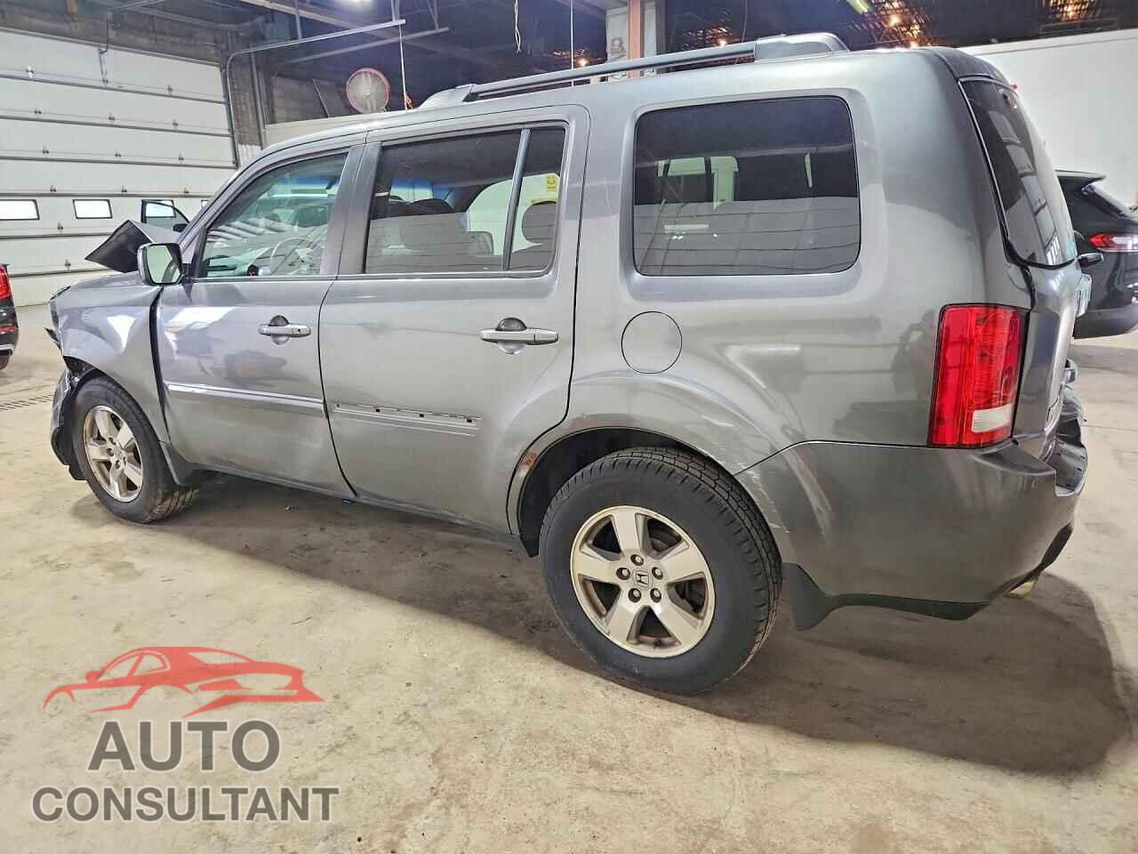 HONDA PILOT 2011 - 5FNYF4H42BB044165