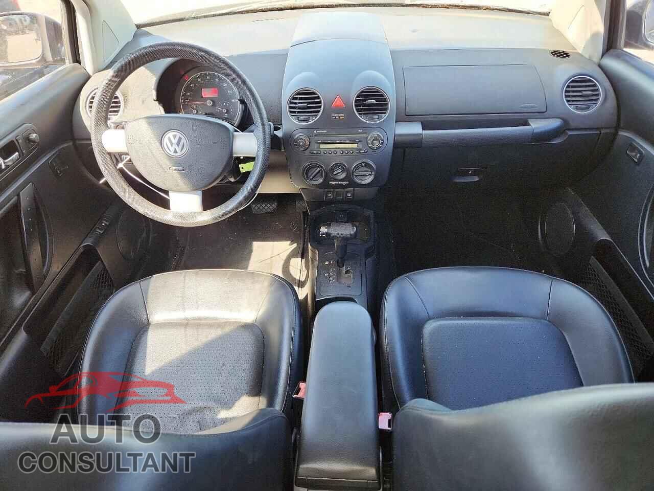 VOLKSWAGEN BEETLE 2010 - 3VWPG3AG6AM009059
