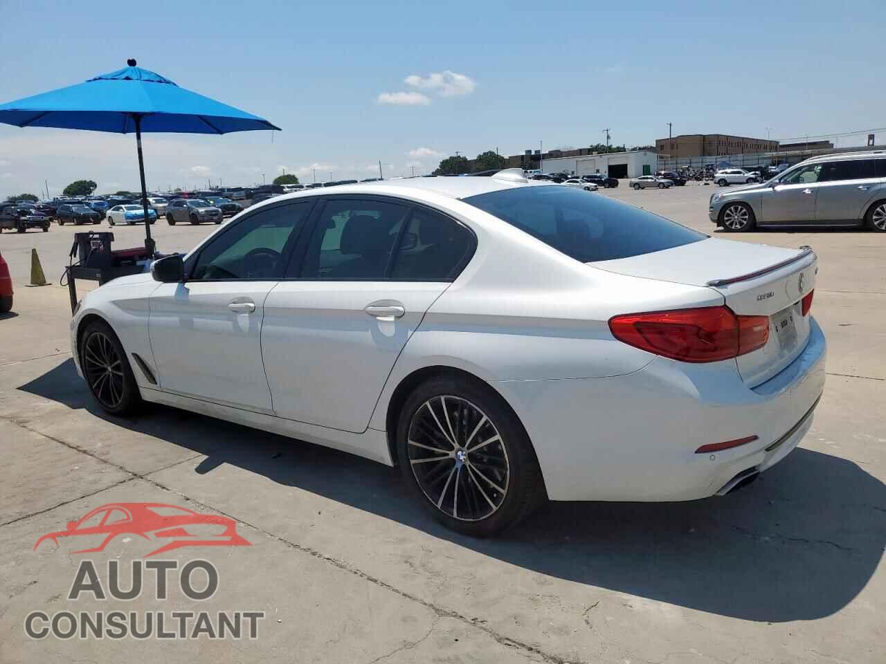 BMW 5 SERIES 2019 - WBAJE5C5XKWW17543