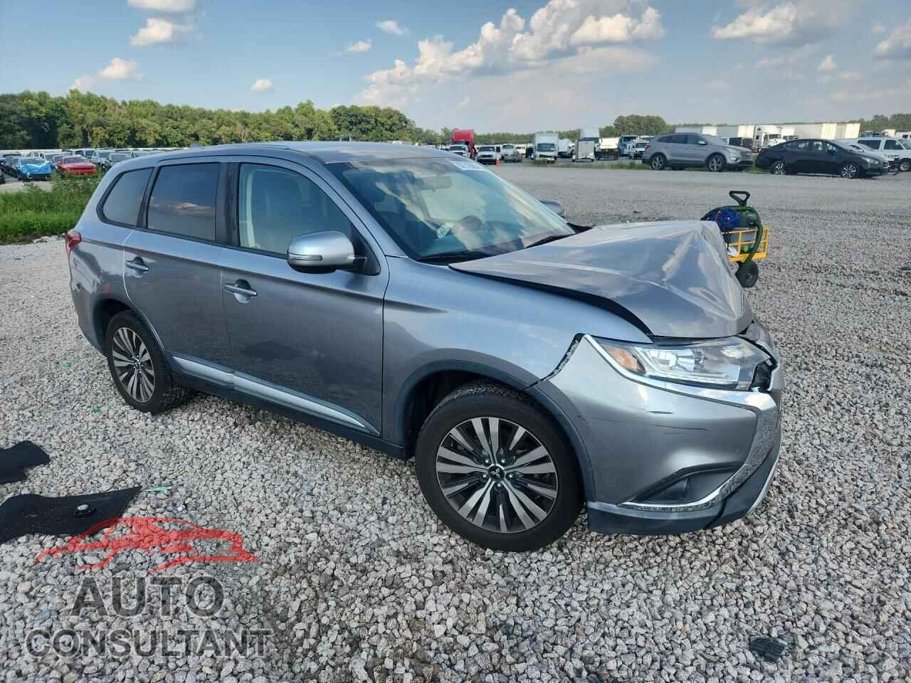 MITSUBISHI OUTLANDER 2019 - JA4AD3A35KZ046208