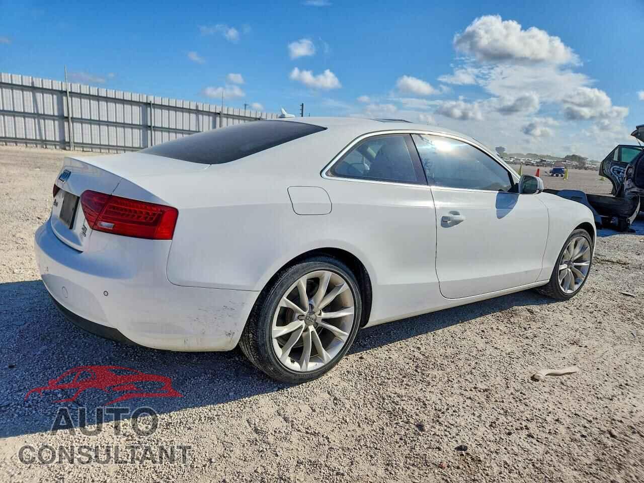 AUDI A5 2013 - WAULFAFR2DA002370