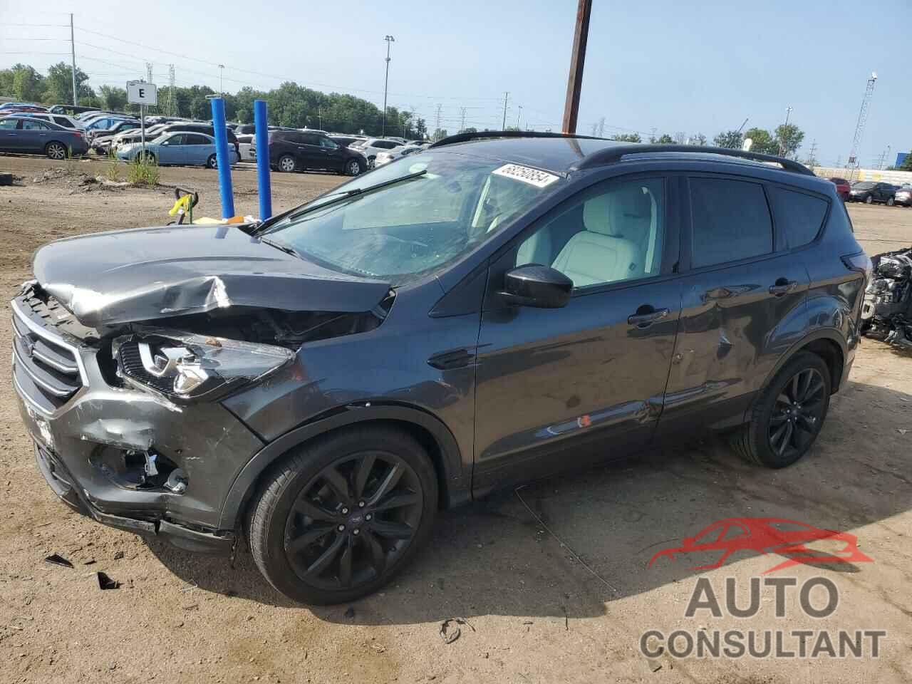 FORD ESCAPE 2018 - 1FMCU0HD9JUC33051