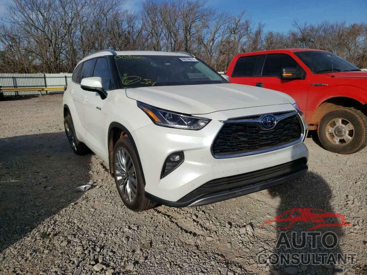 TOYOTA HIGHLANDER 2021 - 5TDFARAH1MS008160