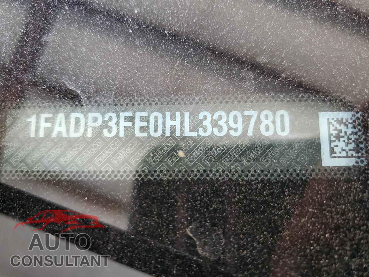 FORD FOCUS 2017 - 1FADP3FE0HL339780