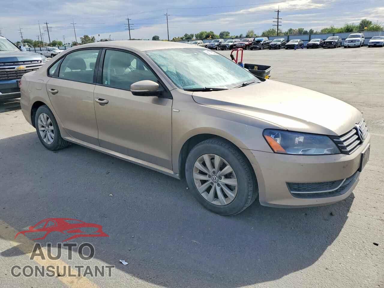 VOLKSWAGEN PASSAT 2015 - 1VWAT7A38FC046855