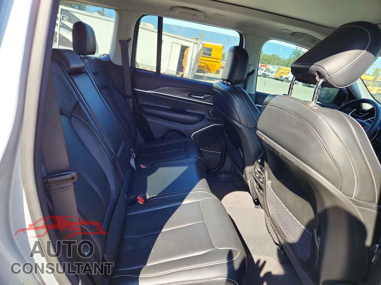 JEEP CHEROKEE 2023 - 1C4RJYB64PC624249