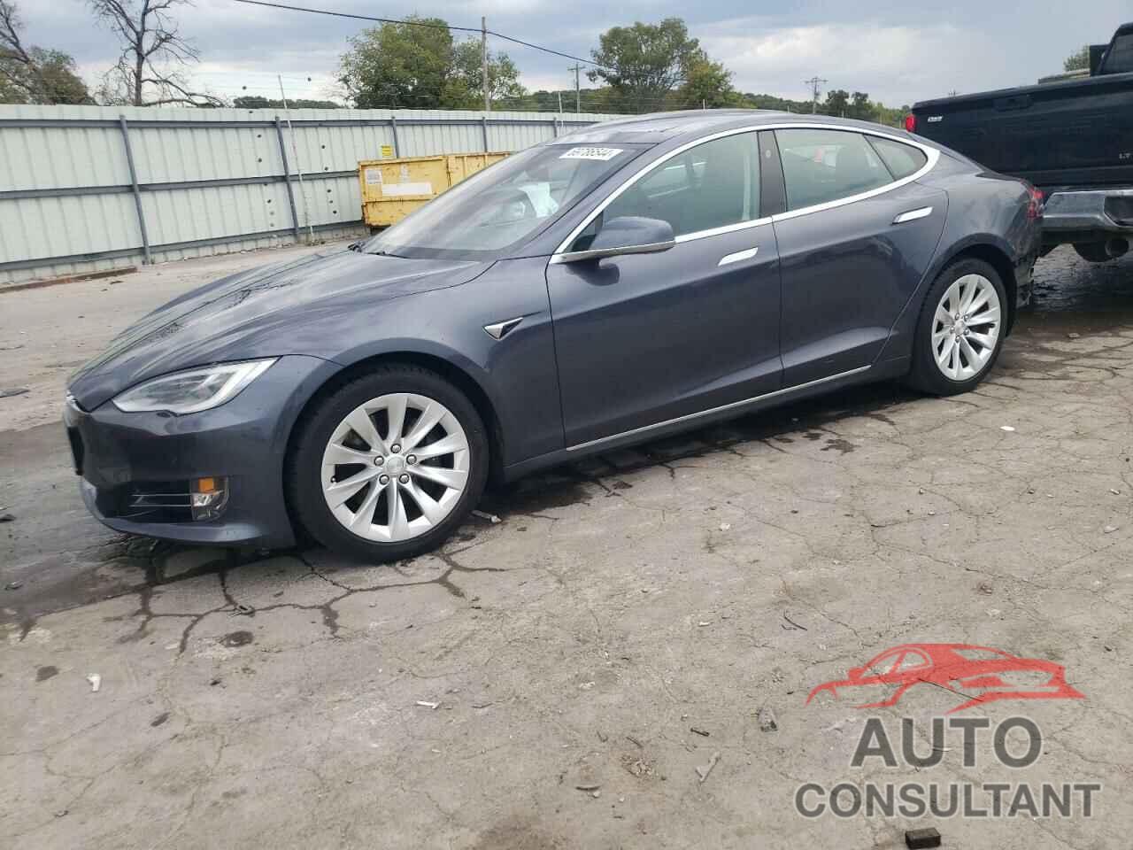 TESLA MODEL S 2018 - 5YJSA1E28JF267847