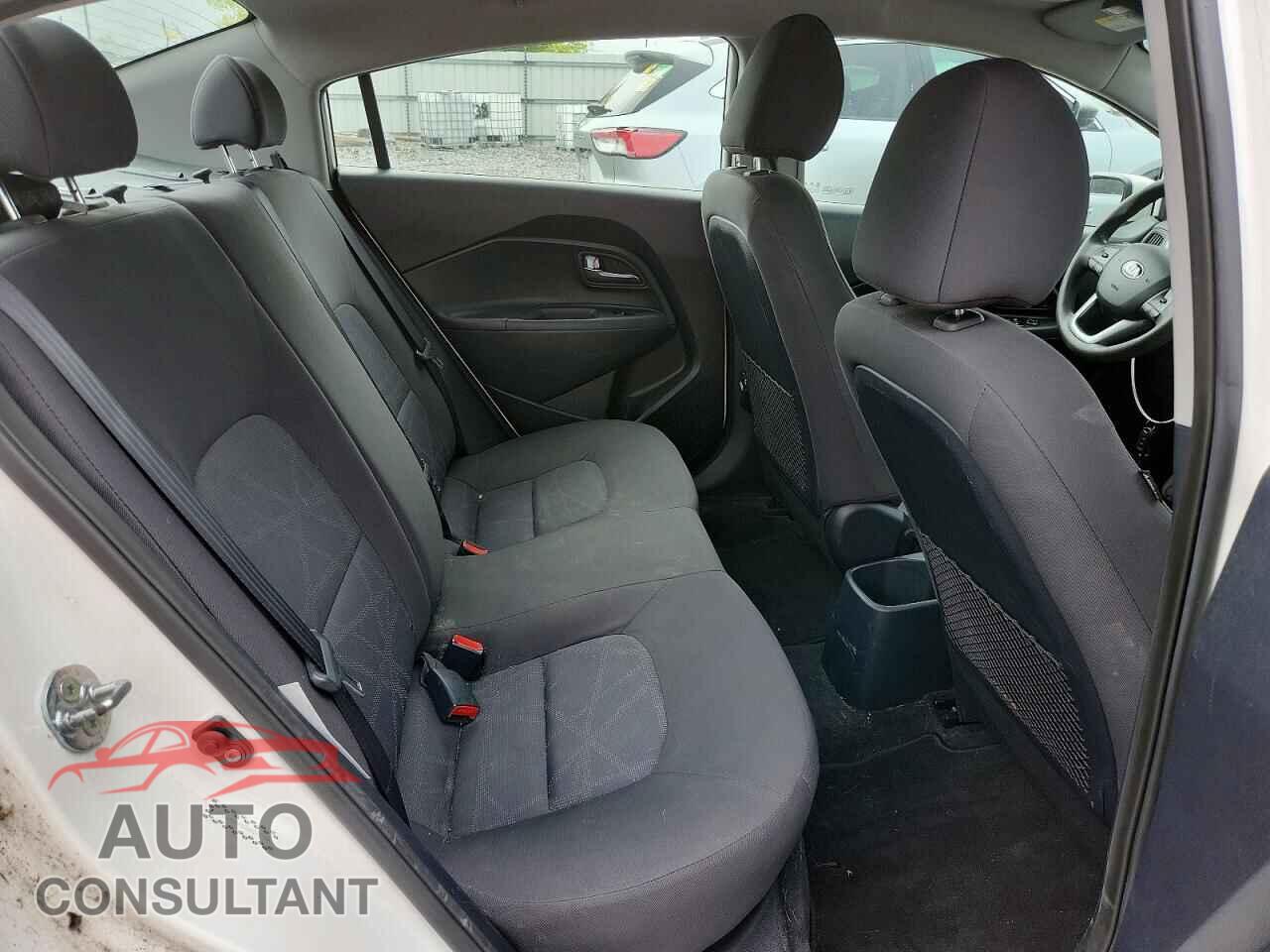KIA RIO 2013 - KNADM4A30D6267189