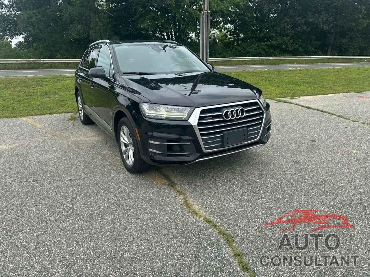 AUDI Q7 2017 - WA1LAAF77HD018515