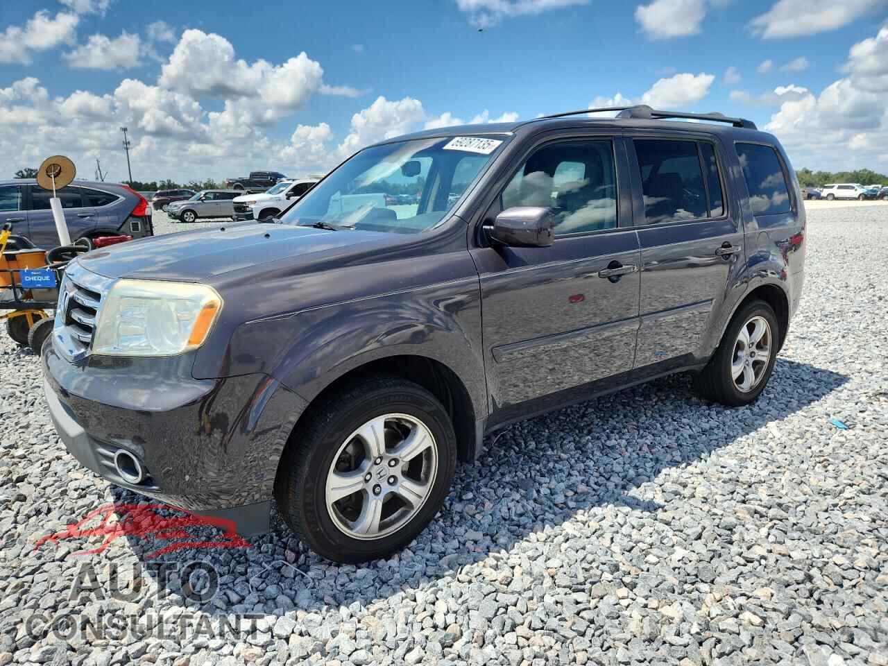 HONDA PILOT 2013 - 5FNYF3H52DB024777