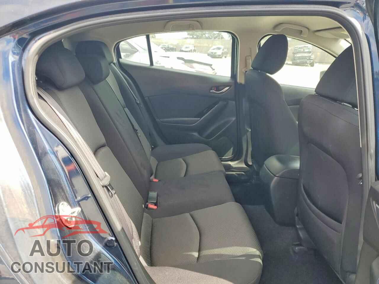 MAZDA 3 2017 - 3MZBN1K76HM110356