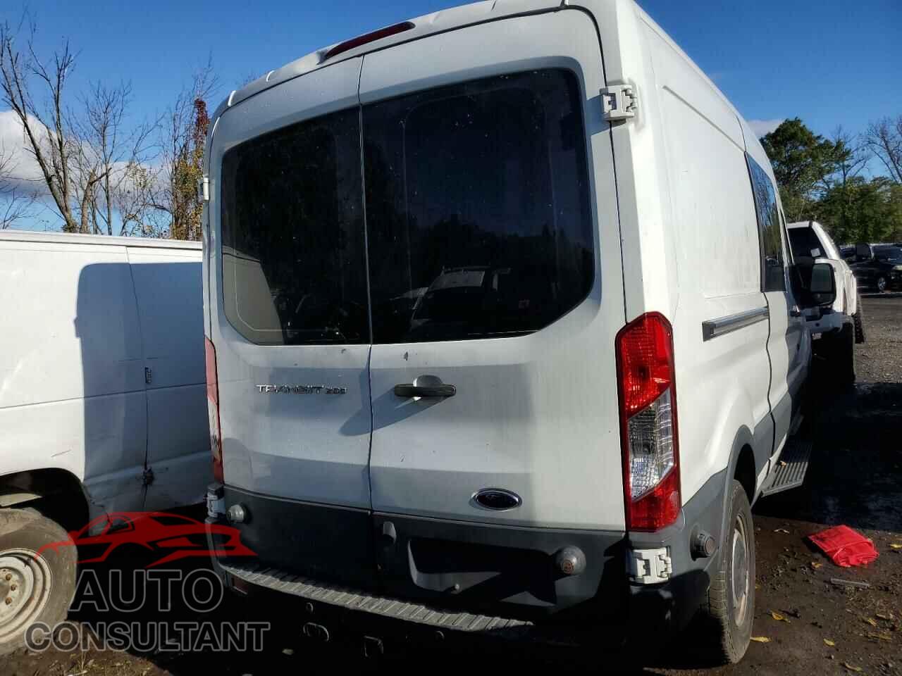 FORD TRANSIT 2017 - 1FTYR2CM6HKA64711
