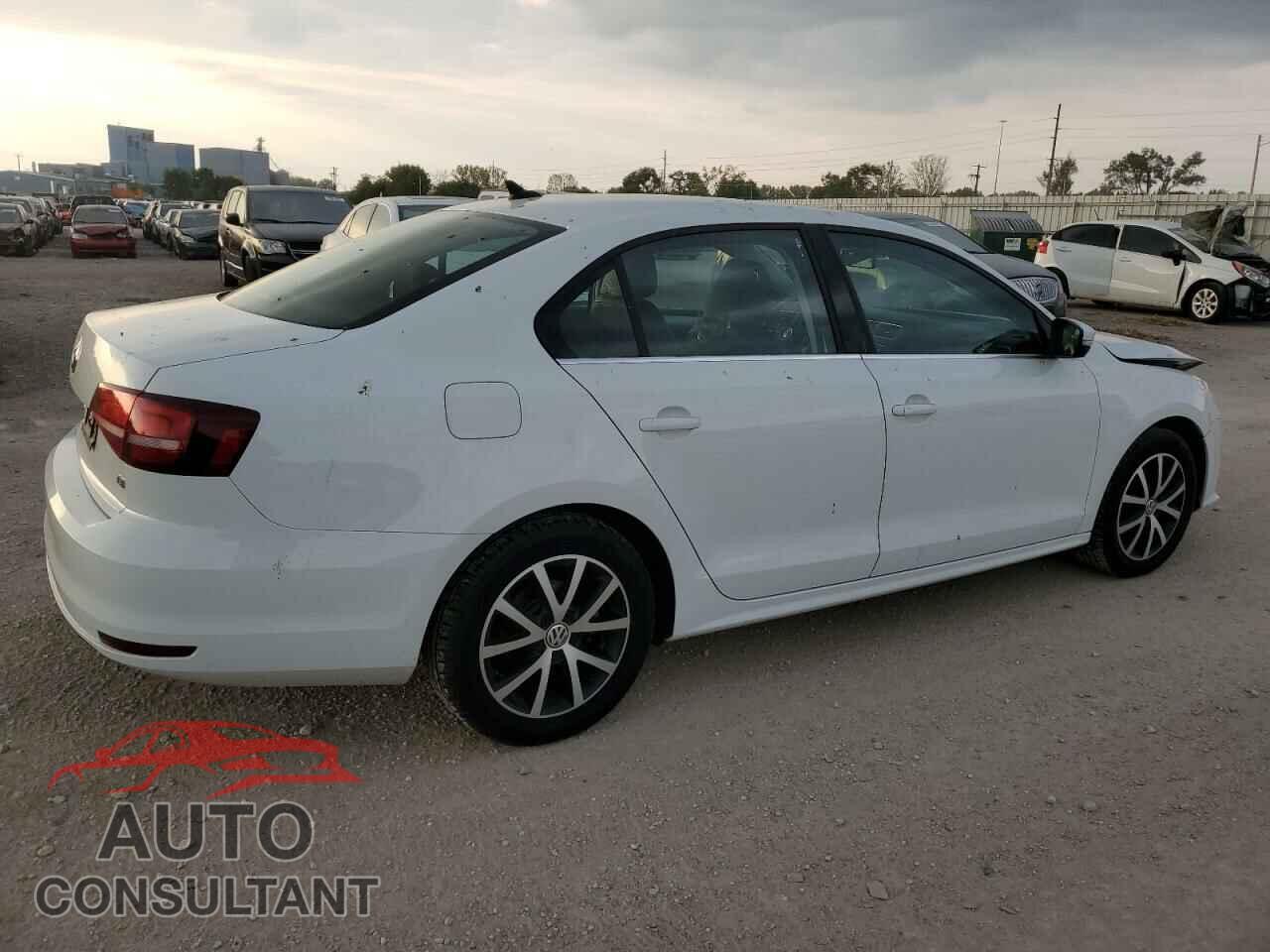 VOLKSWAGEN JETTA 2017 - 3VWDB7AJ8HM330163