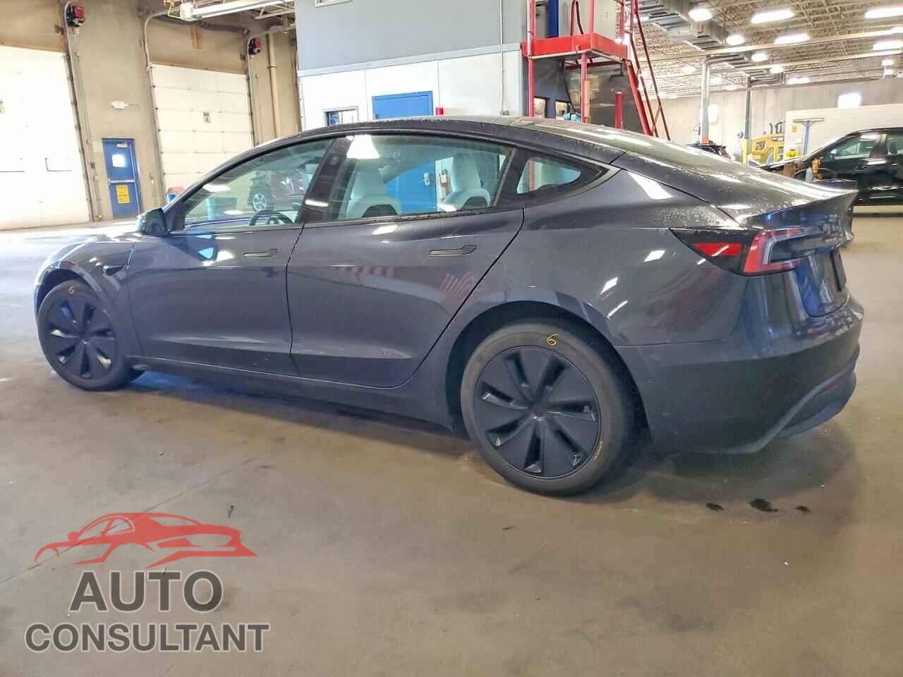TESLA MODEL 3 2024 - 5YJ3E1EA7RF880019