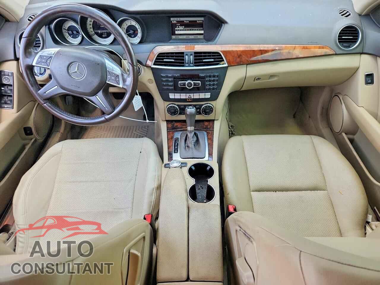MERCEDES-BENZ C-CLASS 2013 - WDDGF4HB2DA803733