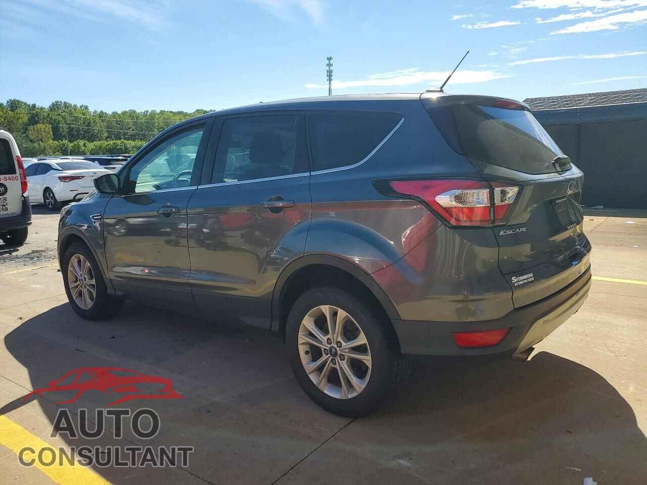 FORD ESCAPE 2017 - 1FMCU9GD2HUB61738