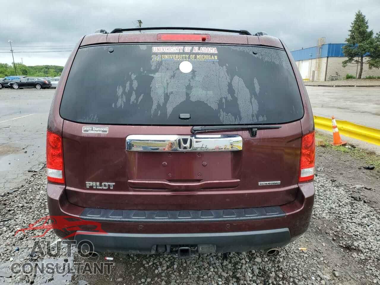 HONDA PILOT 2011 - 5FNYF3H94BB039121