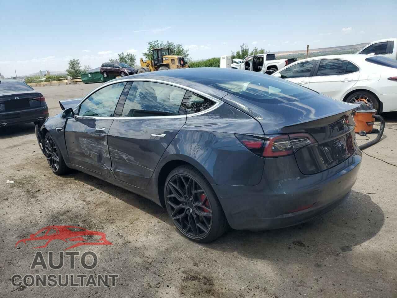 TESLA MODEL 3 2018 - 5YJ3E1EB6JF082964
