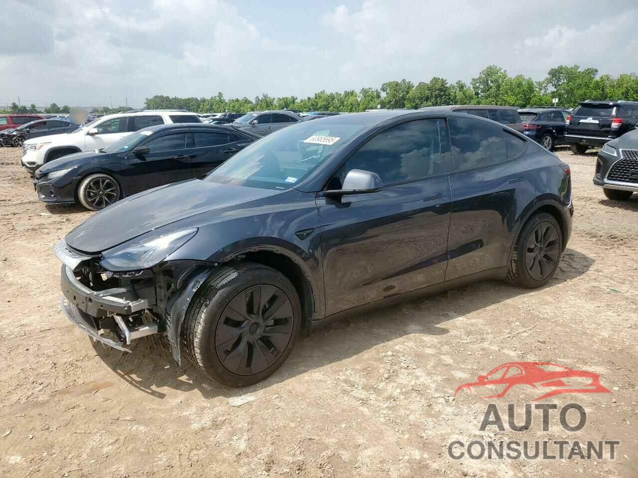TESLA MODEL Y 2025 - 7SAYGDED3SA377735