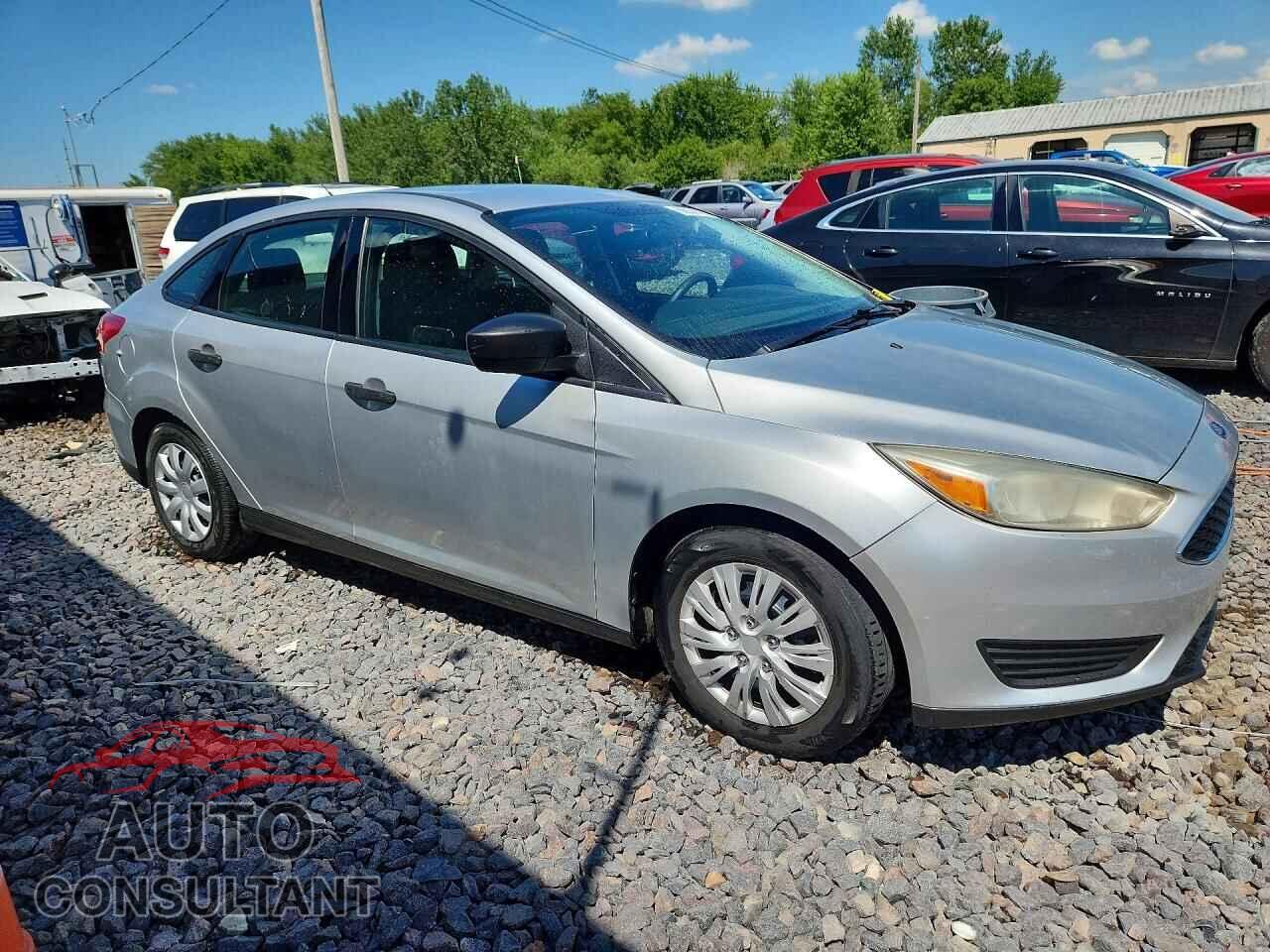 FORD FOCUS 2017 - 1FADP3E20HL307192