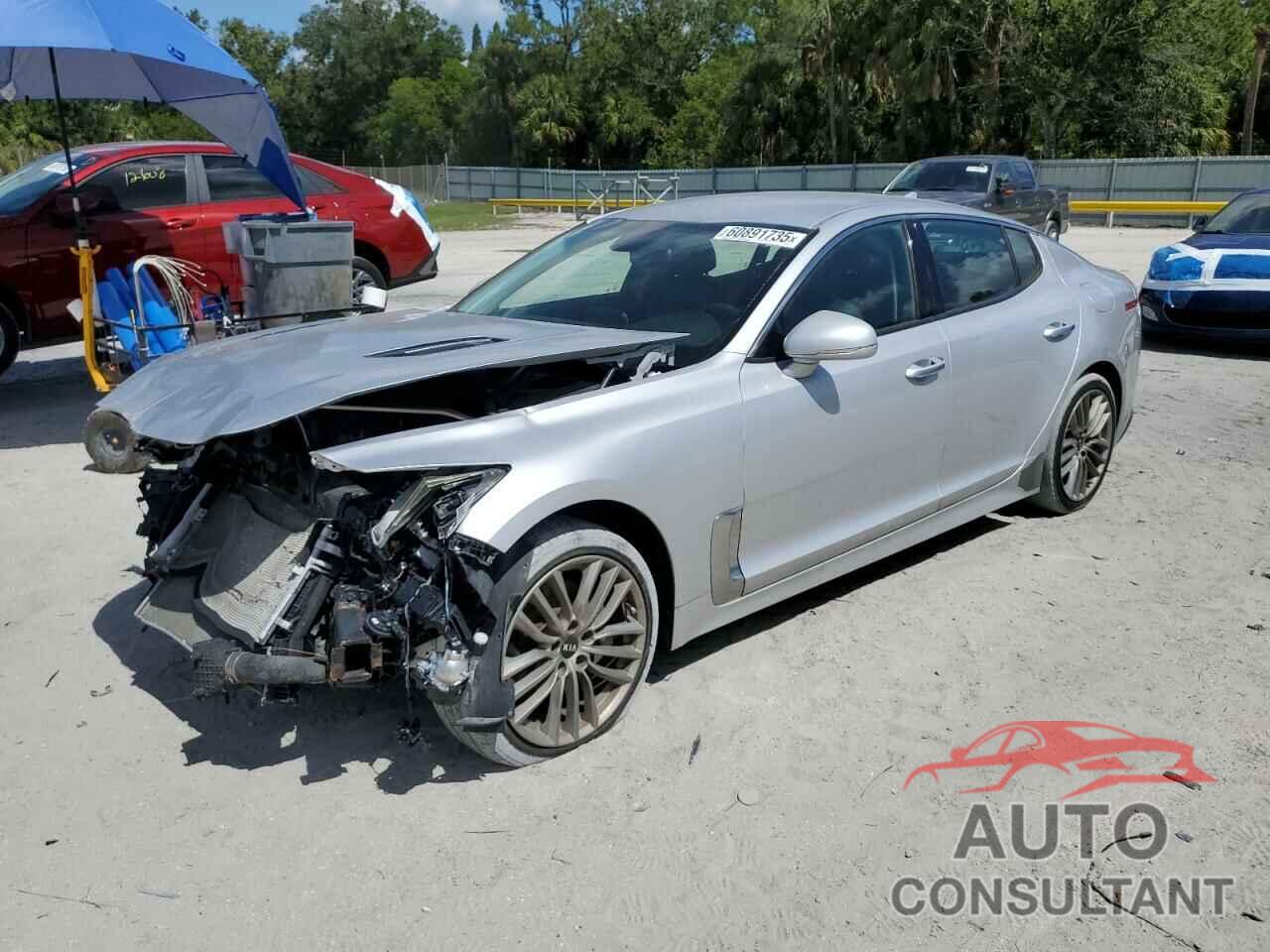 KIA STINGER 2018 - KNAE15LA0J6016831