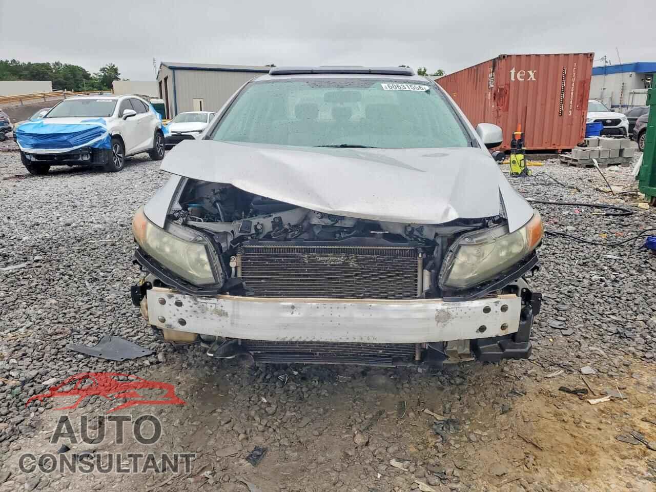HONDA CIVIC 2012 - 2HGFB2F8XCH568139
