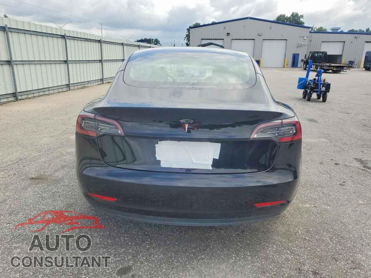 TESLA MODEL 3 2023 - 5YJ3E1EA7PF558204